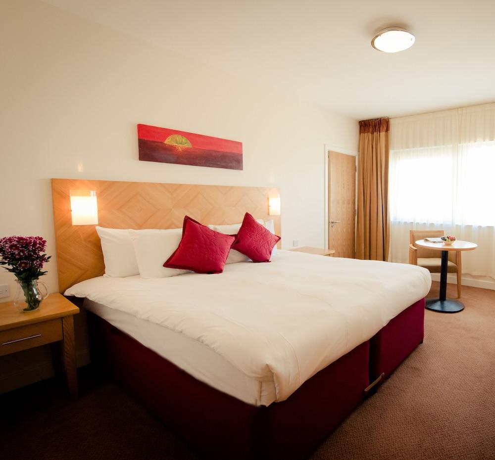 Aspect Park West Hotel